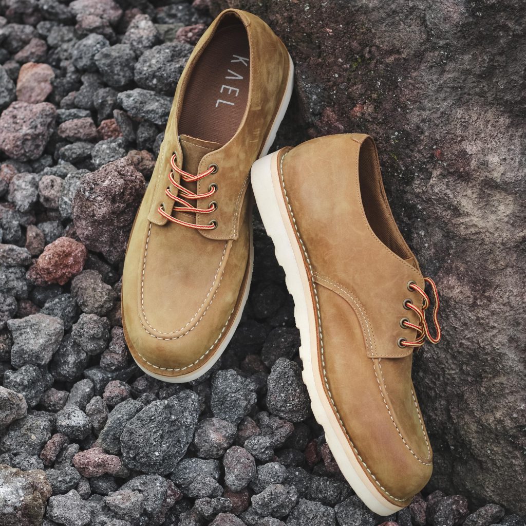 Sepatu Derby dari Kael Leather Goods