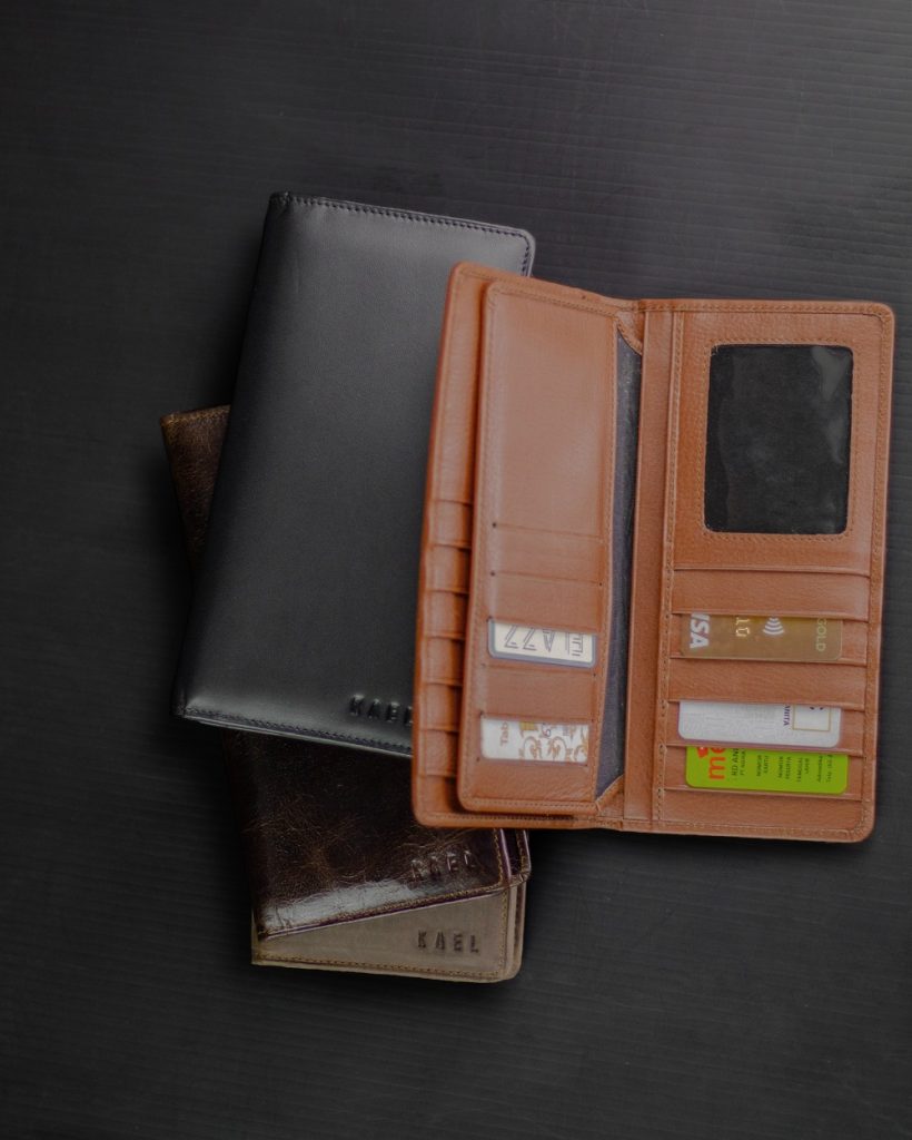 Logs Long Wallet dari Kael Leather Goods