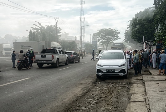 Asap Putih dan Bau Menyengat Menyebar ke Permukiman