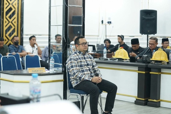 Dugaan Perselingkuhan Dibahas dalam Sidang Pansus